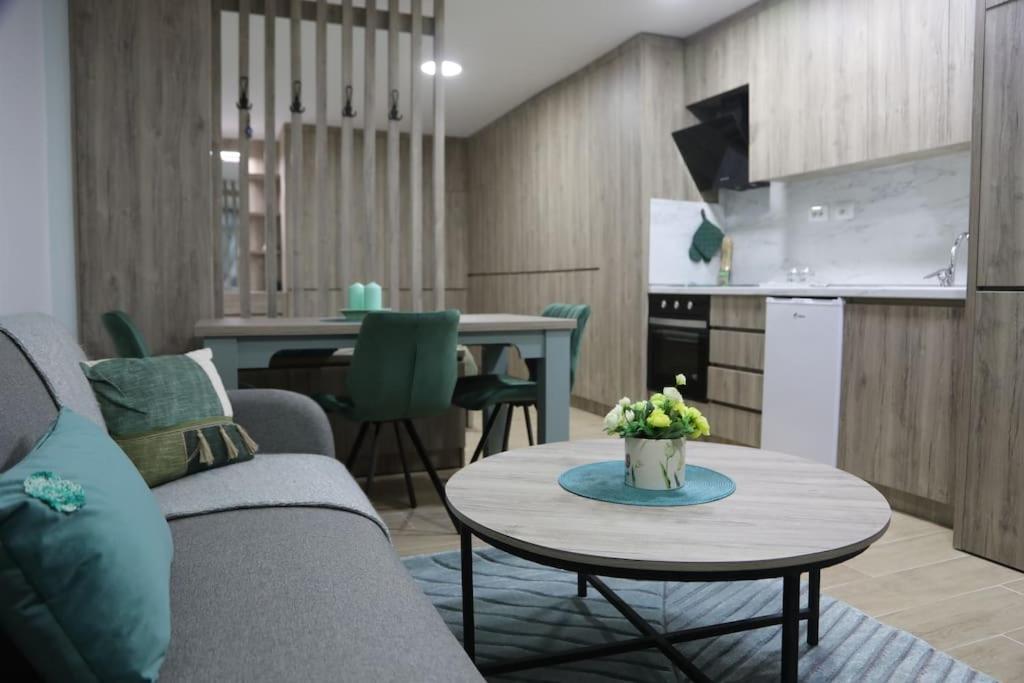 Kosta's Apartment